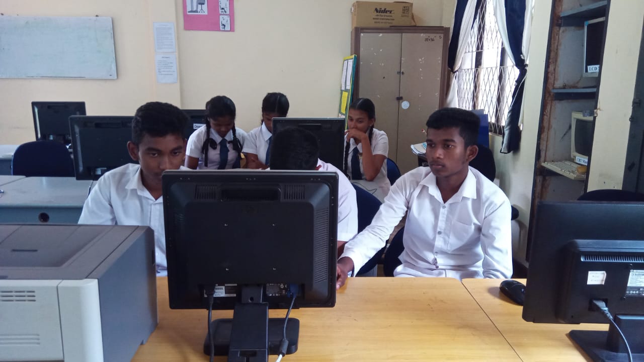 වෙබ් අඩවි සංවර්ධන කණ්ඩායම - 2024